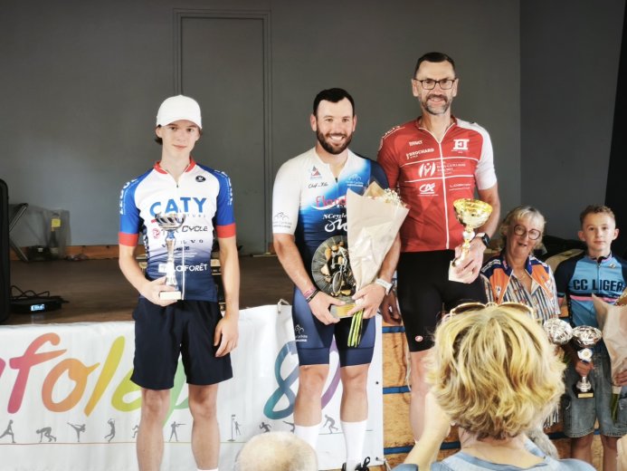 Nos Coursiers de l'ASPTT - Un magnifique PODIUM pour notre jeune LUCAT DE RE